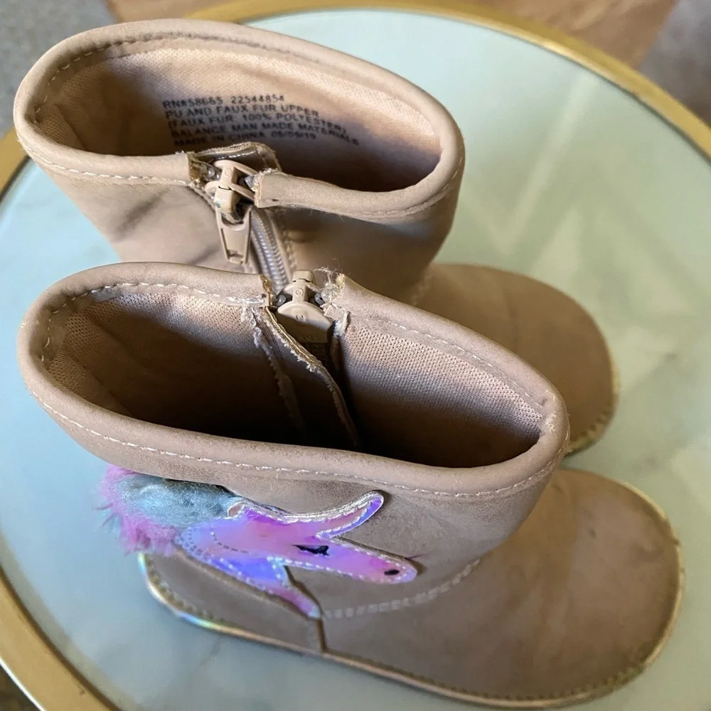 HARPER canyon unicorn boots size 7